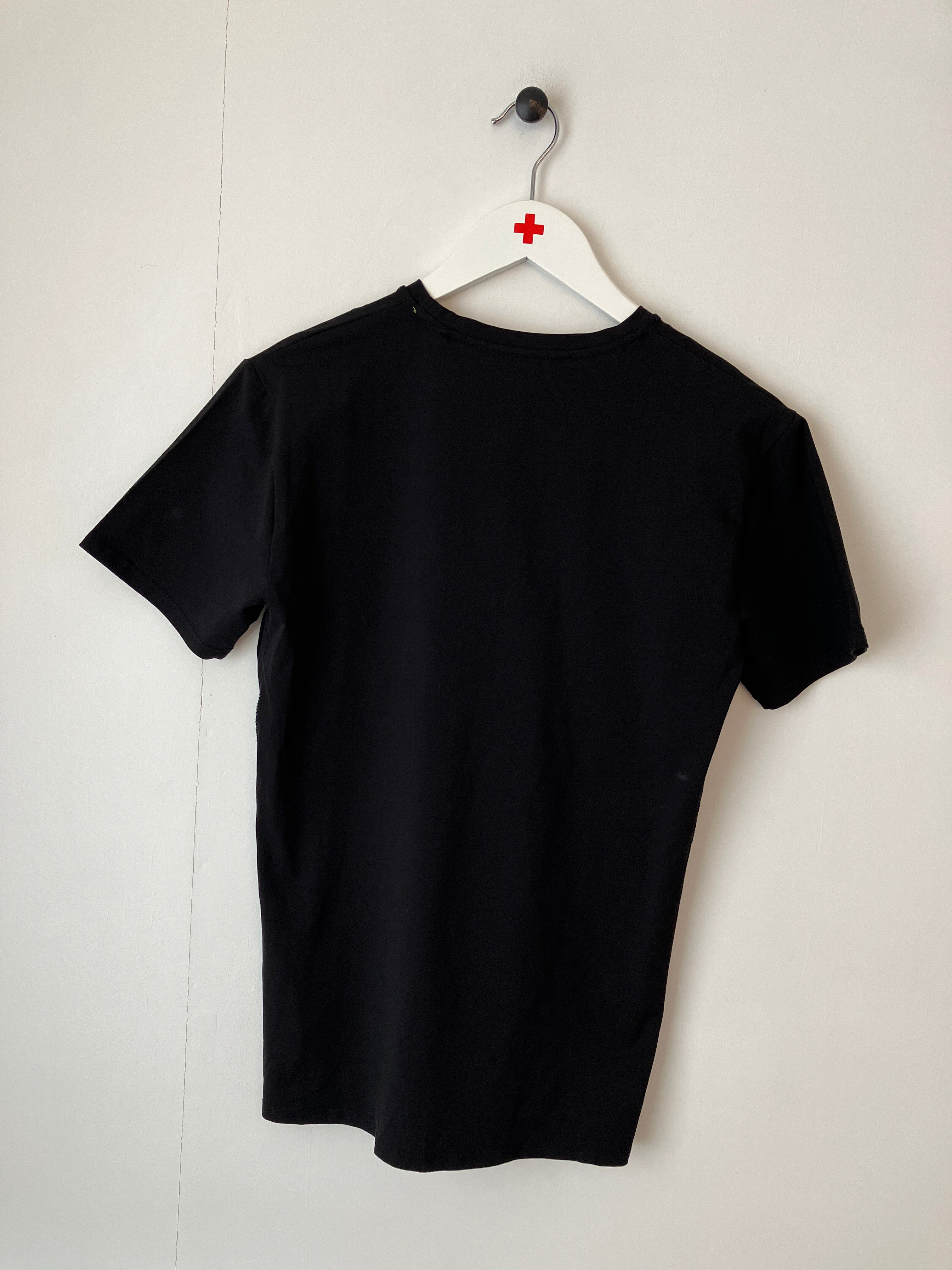 Guess T-shirt